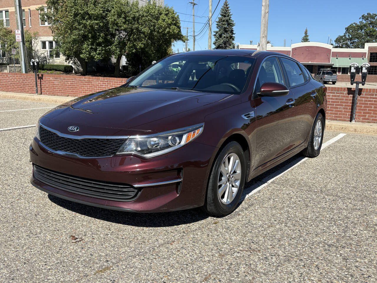 Used 2018 Kia Optima LX FWD image 30