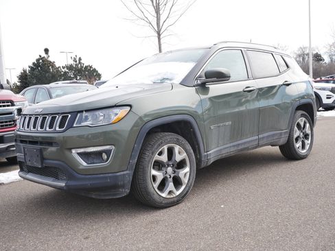 Used 2018 Jeep Compass Limited image 2