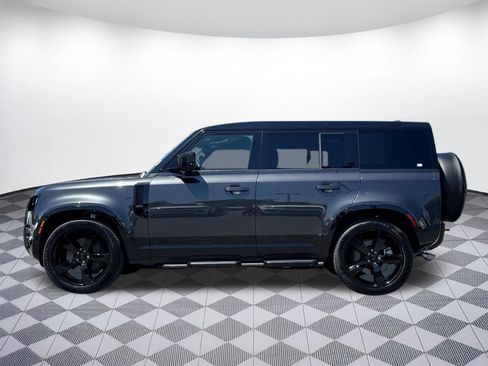 Certified 2026 Land Rover Defender 110 X-Dynamic SE AWD/4WD image 2