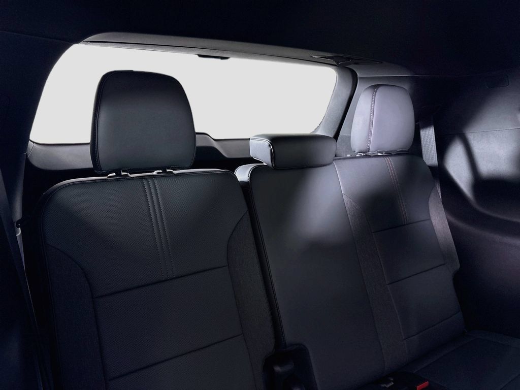 New 2026 GMC Acadia AT4 AWD/4WD image 27
