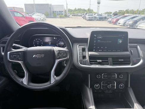 Used 2022 Chevrolet Tahoe Z71 w/ Z71 Off-Road Package AWD/4WD image 10