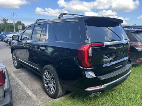 Used 2026 GMC Yukon Denali w/ Denali Reserve Package AWD/4WD image 4