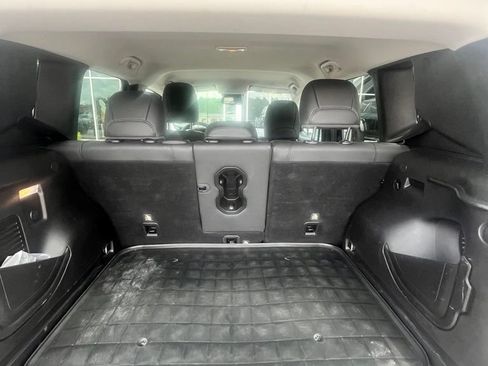 Used 2022 Jeep Renegade Trailhawk w/ Trailer Tow Group AWD/4WD image 7