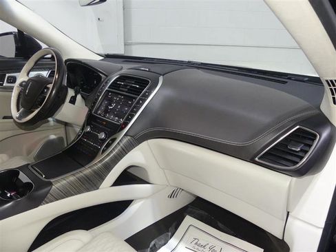 Used 2019 Lincoln Nautilus Black Label image 25