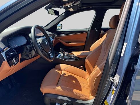 Certified 2023 BMW 530i xDrive w/ Convenience Package image 14