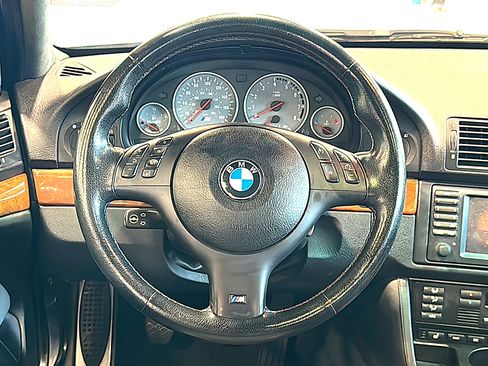 Used 2002 BMW M5 RWD image 21