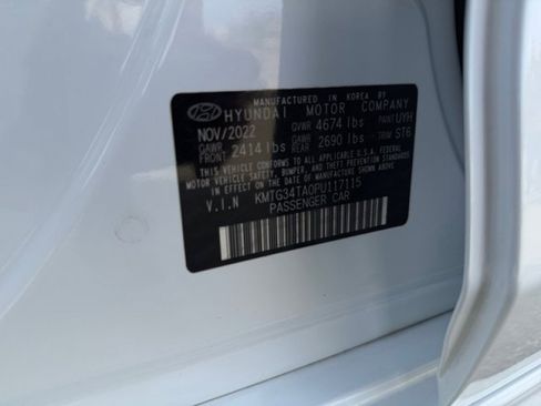 Used 2023 Genesis G70 2.0T w/ Sport Prestige Package image 23