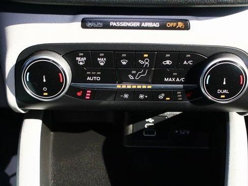 Used 2024 Ford Escape Active image 13