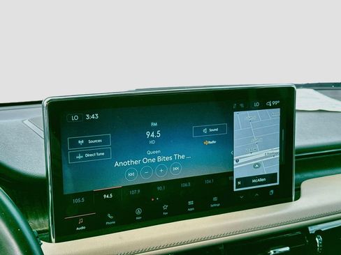 Used 2021 Lincoln Nautilus Reserve FWD image 15