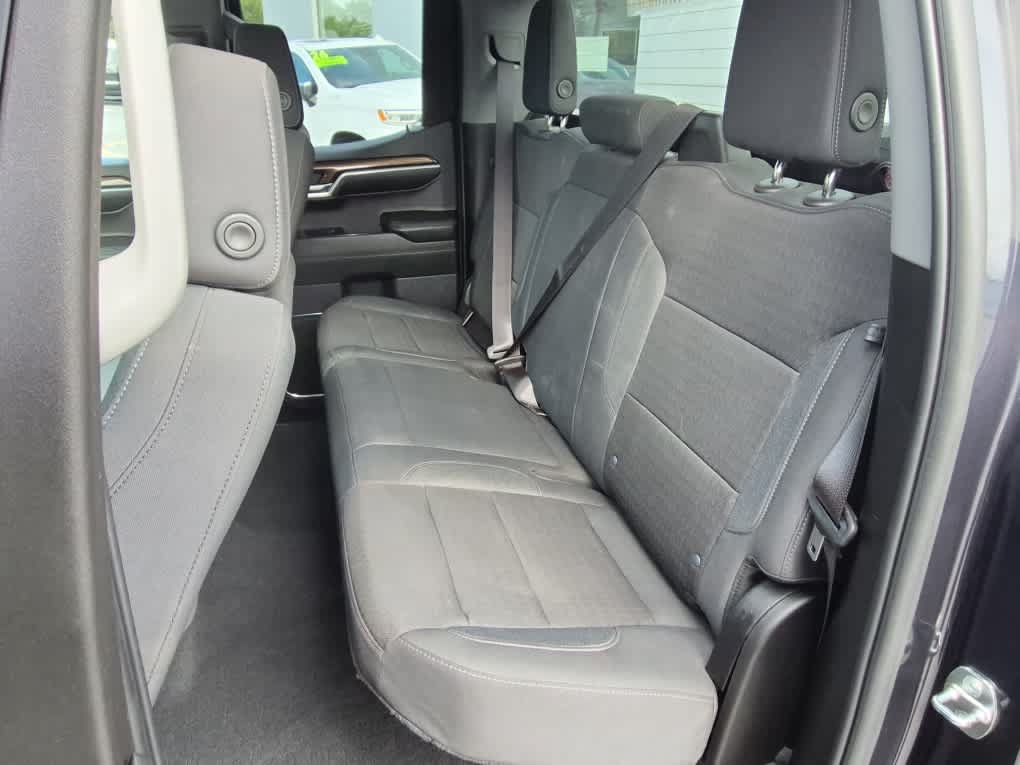 Used 2024 Chevrolet Silverado 1500 LT AWD/4WD image 8