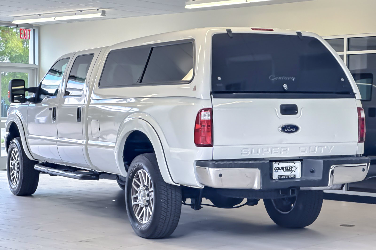 Used 2016 Ford F350 XLT w/ Advanced Security Group AWD/4WD image 6