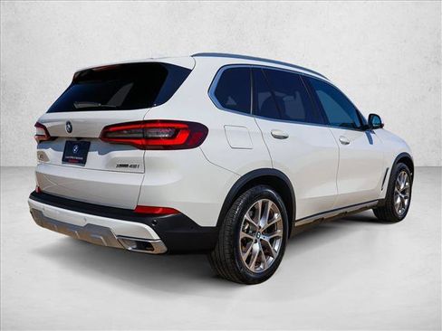 Used 2023 BMW X5 xDrive40i w/ Parking Assistance Package AWD/4WD image 5
