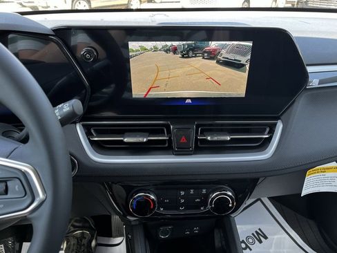 New 2025 Chevrolet TrailBlazer LT w/ LT Cold Weather Package image 20