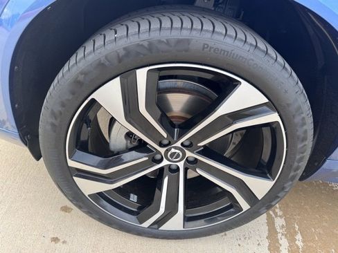 Used 2020 Volvo XC90 T6 R-Design w/ Protection Package Premier image 9