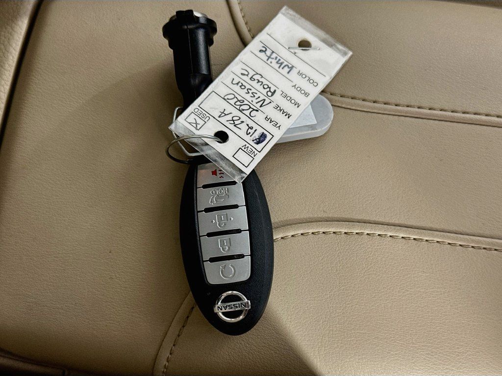 Used 2020 Nissan Rogue SL w/ Premium Package FWD image 36