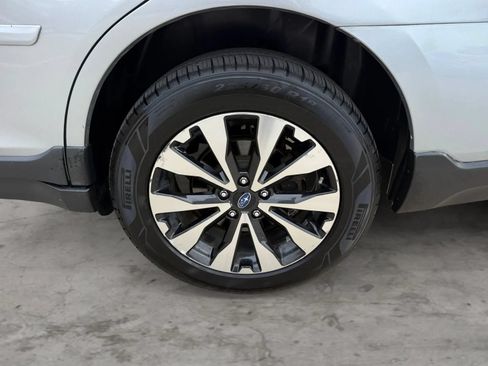Used 2016 Subaru Outback 2.5i Limited AWD/4WD image 43