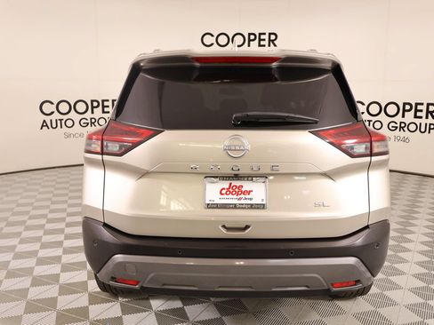 Used 2023 Nissan Rogue SL FWD image 22