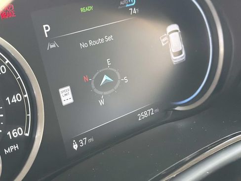Certified 2023 Genesis Electrified GV70 AWD/4WD image 17