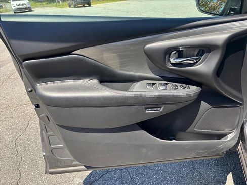 Used 2016 Nissan Murano SL w/ SL Technology Package FWD image 11
