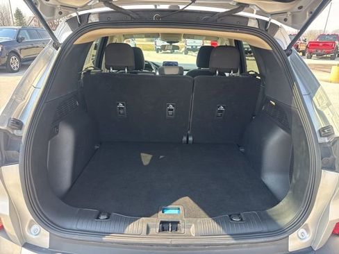 Used 2020 Ford Escape SE image 11