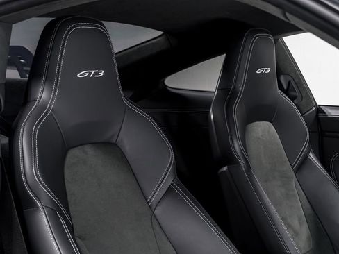 Used 2024 Porsche 911 GT3 image 34