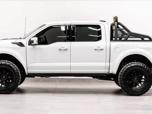 Used 2025 Ford F150 Raptor AWD/4WD image 11