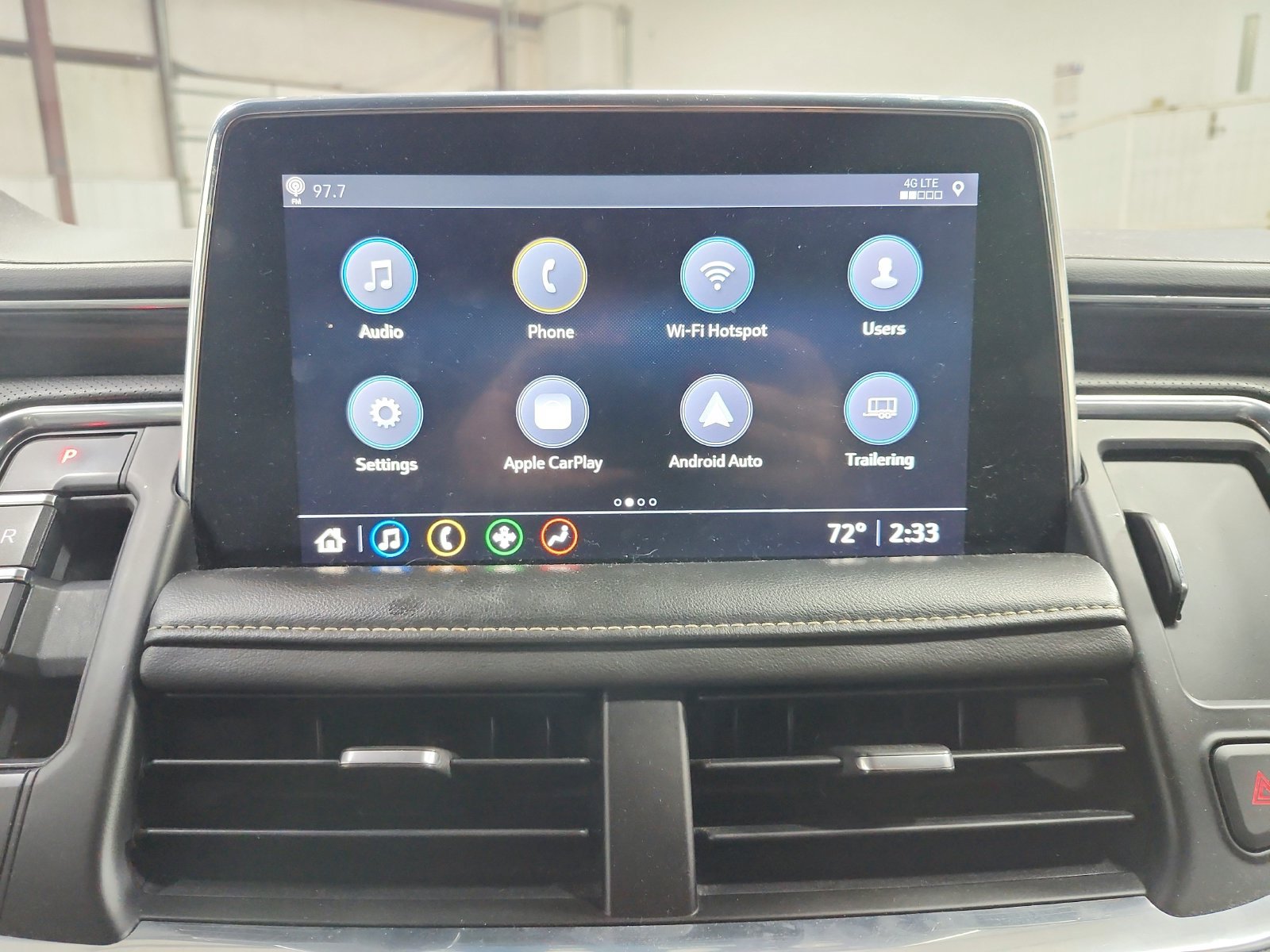 Used 2021 GMC Yukon SLT RWD image 17