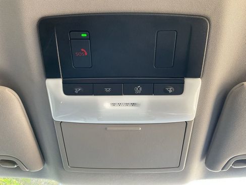 Used 2025 Nissan Altima 2.5 SV FWD image 17
