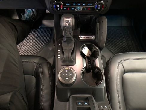 New 2026 Ford Bronco Outer Banks AWD/4WD image 19