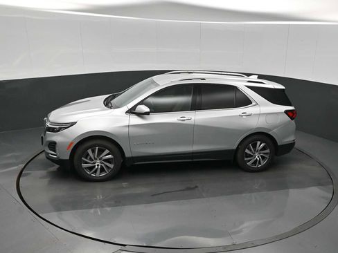 Used 2022 Chevrolet Equinox Premier image 22