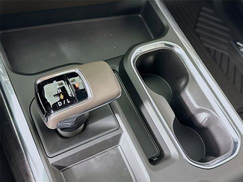 New 2026 Chevrolet Silverado 1500 LTZ w/ LTZ Premium Package AWD/4WD image 10
