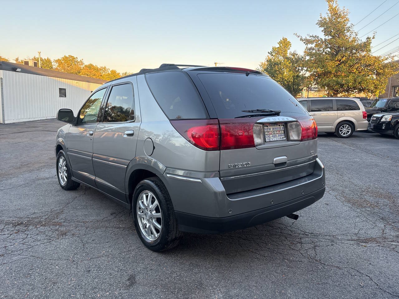 Used 2007 Buick Rendezvous CXL w/ Memory Package FWD image 3