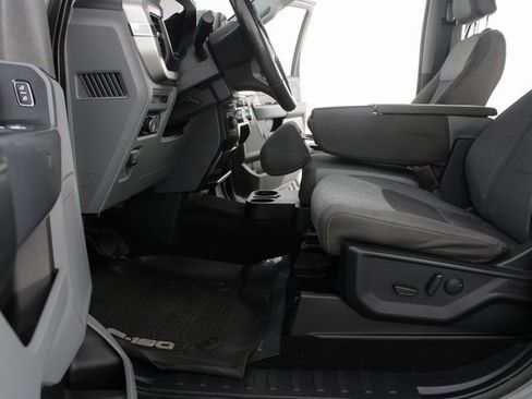 Used 2022 Ford F150 XLT w/ Equipment Group 302A High image 15