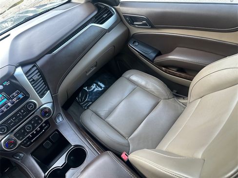 Used 2020 Chevrolet Tahoe LT image 31