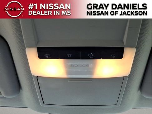 Used 2024 Nissan Sentra SV FWD image 21