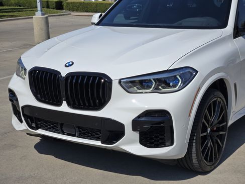 Used 2023 BMW X5 M50i w/ Executive Package AWD/4WD image 12