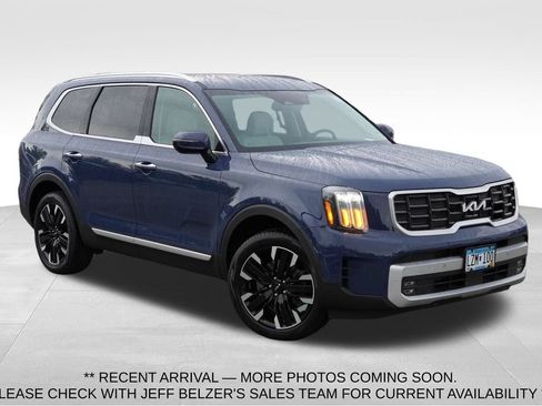 Used 2024 Kia Telluride SX FWD image 1