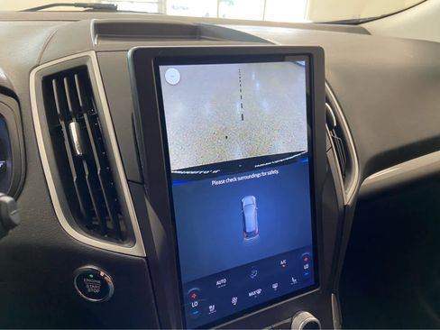 Used 2023 Ford Edge SEL w/ Convenience Package image 38