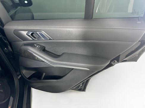 Used 2022 BMW X5 xDrive40i AWD/4WD image 31