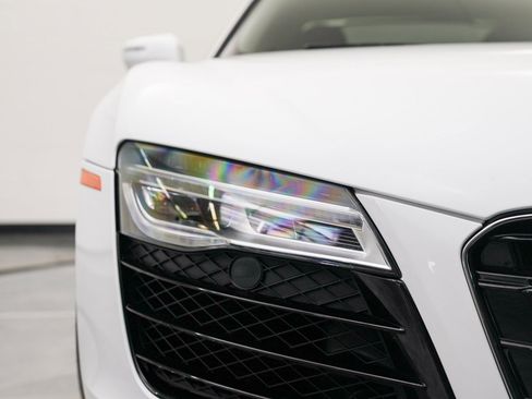 Used 2015 Audi R8 V8 image 19