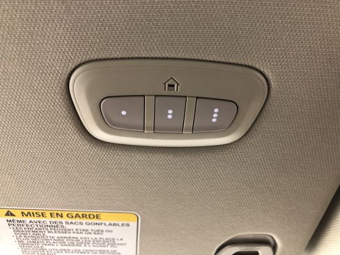 Used 2025 RAM 1500 Limited image 27