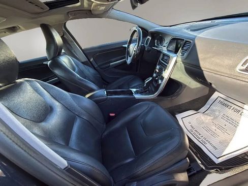 Used 2016 Volvo V60 T5 Platinum AWD/4WD image 12