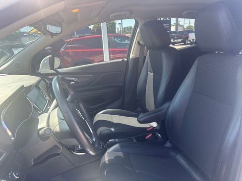 Used 2021 Buick Encore Preferred w/ Safety Package AWD/4WD image 13
