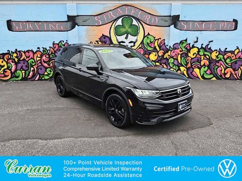 Certified 2022 Volkswagen Tiguan SE R-Line image 1