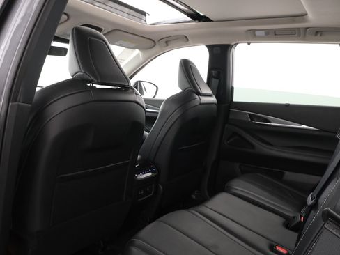 Used 2023 INFINITI QX60 Luxe w/ Cargo Package FWD image 32