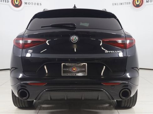 Used 2023 Alfa Romeo Stelvio Veloce image 48