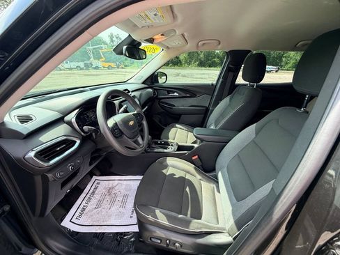 Used 2022 Chevrolet TrailBlazer LT w/ Convenience Package AWD/4WD image 18