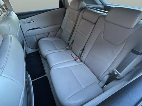 Used 2010 Lexus RX 350 2WD image 25