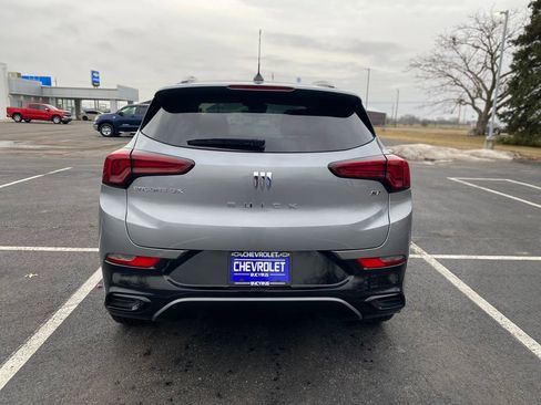 Used 2024 Buick Encore GX Sport Touring image 6