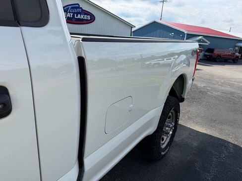 Used 2017 Ford F350 XL w/ Power Equipment Group AWD/4WD image 11